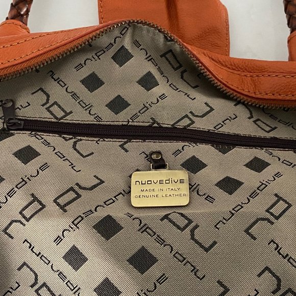 NEW Nuovedive Italian Leather Handbag with Braided Leather Handles - Picture 9 of 16